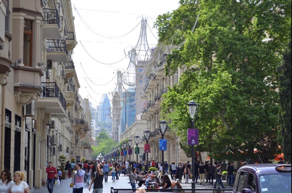 Check-In Apartment Near Fountain Square Vidadi Str Baku Extérieur photo
