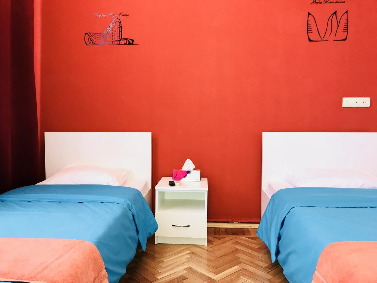 Check-In Apartment Near Fountain Square Vidadi Str Baku Extérieur photo